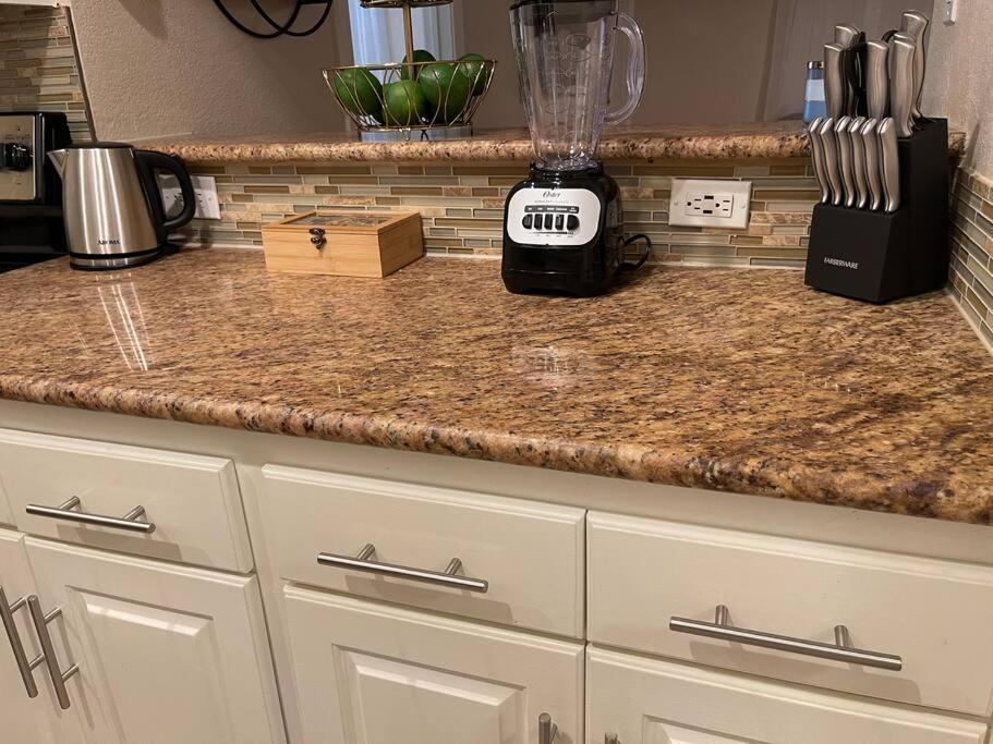 Beautiful/Spacious 2 Bedroom Houston Near Galleria エクステリア 写真