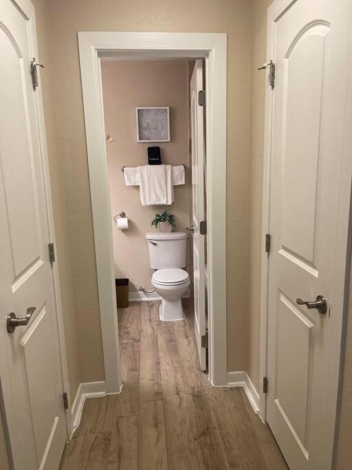 Beautiful/Spacious 2 Bedroom Houston Near Galleria エクステリア 写真