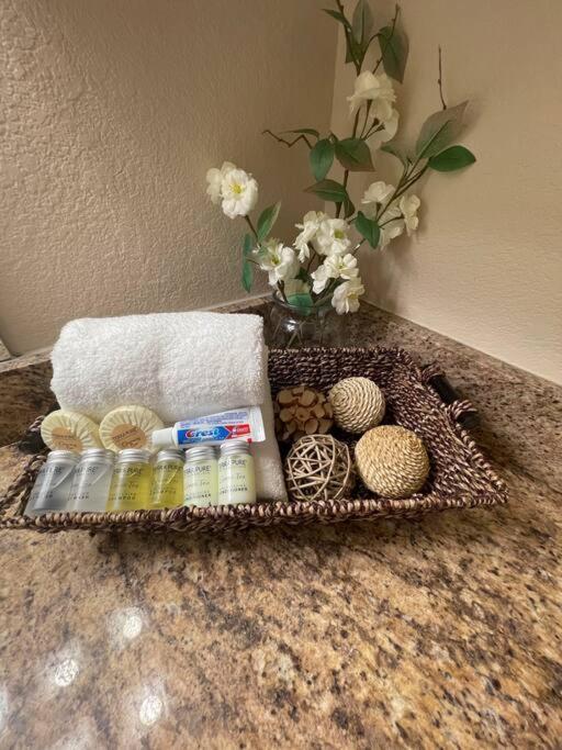 Beautiful/Spacious 2 Bedroom Houston Near Galleria エクステリア 写真